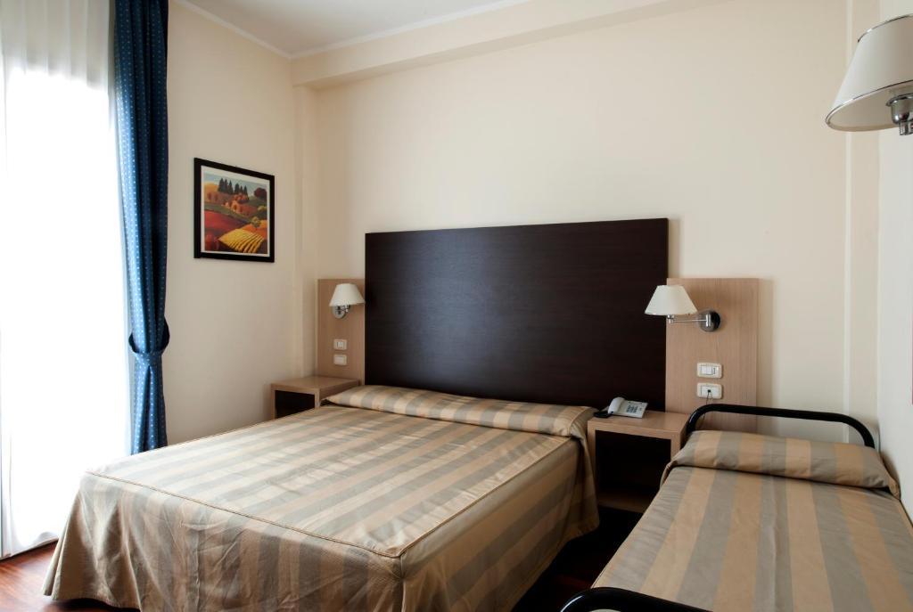 Hotel Royal Pesaro Bilik gambar