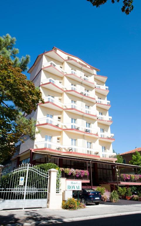 Hotel Royal Pesaro Luaran gambar