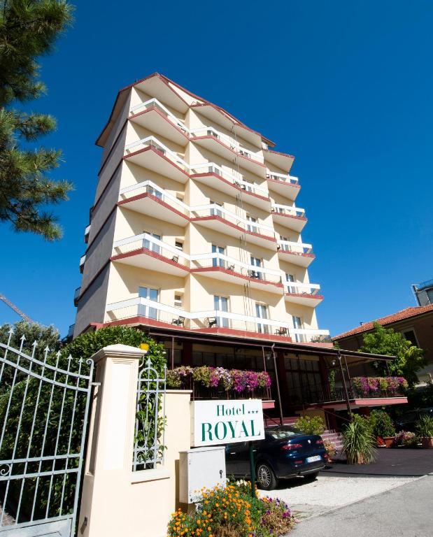 Hotel Royal Pesaro Luaran gambar